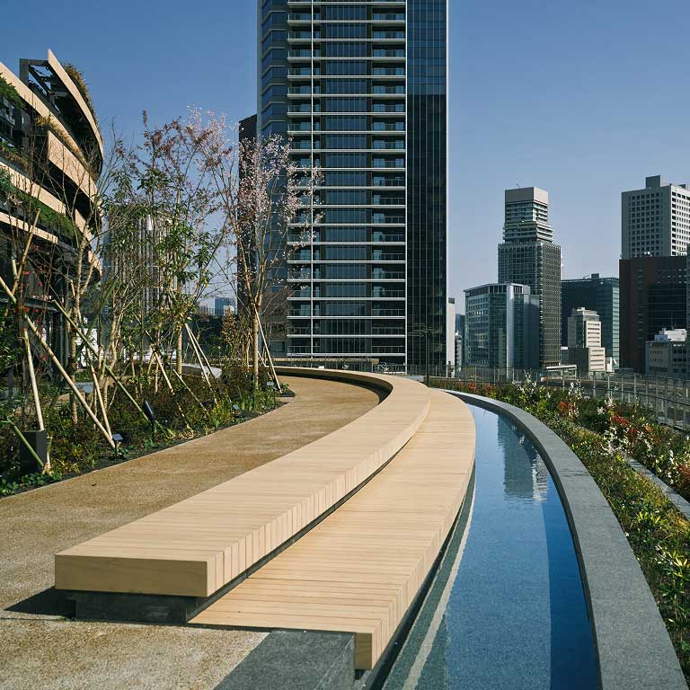 Ashiyu Terrace located in a corner of the building