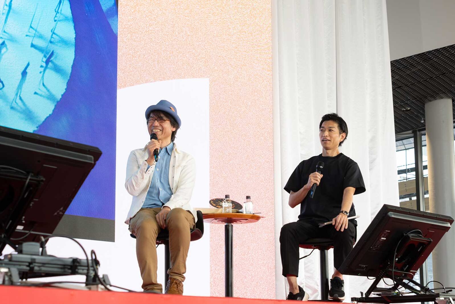 岩井俊雄さんと後藤映則さんセッションの様子